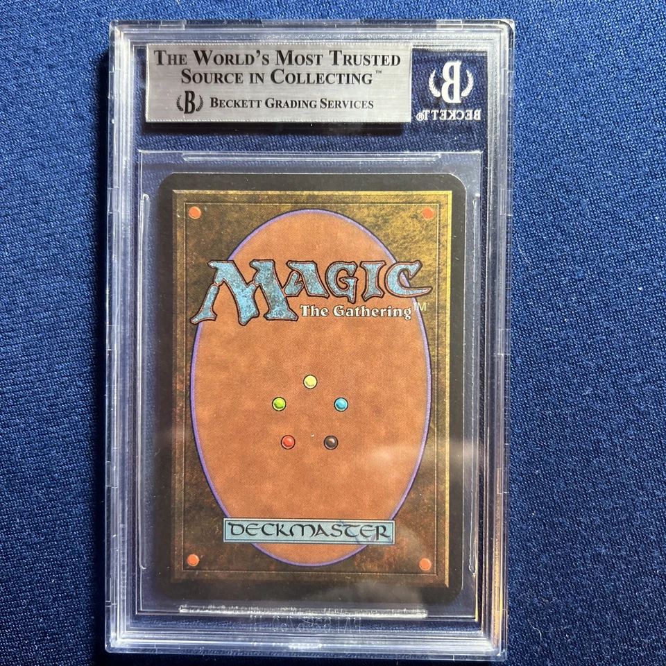 MTG ALPHA C G War Mammoth BGS 9  MINT  (9.5 surface)  1993 - Image 2 of 2