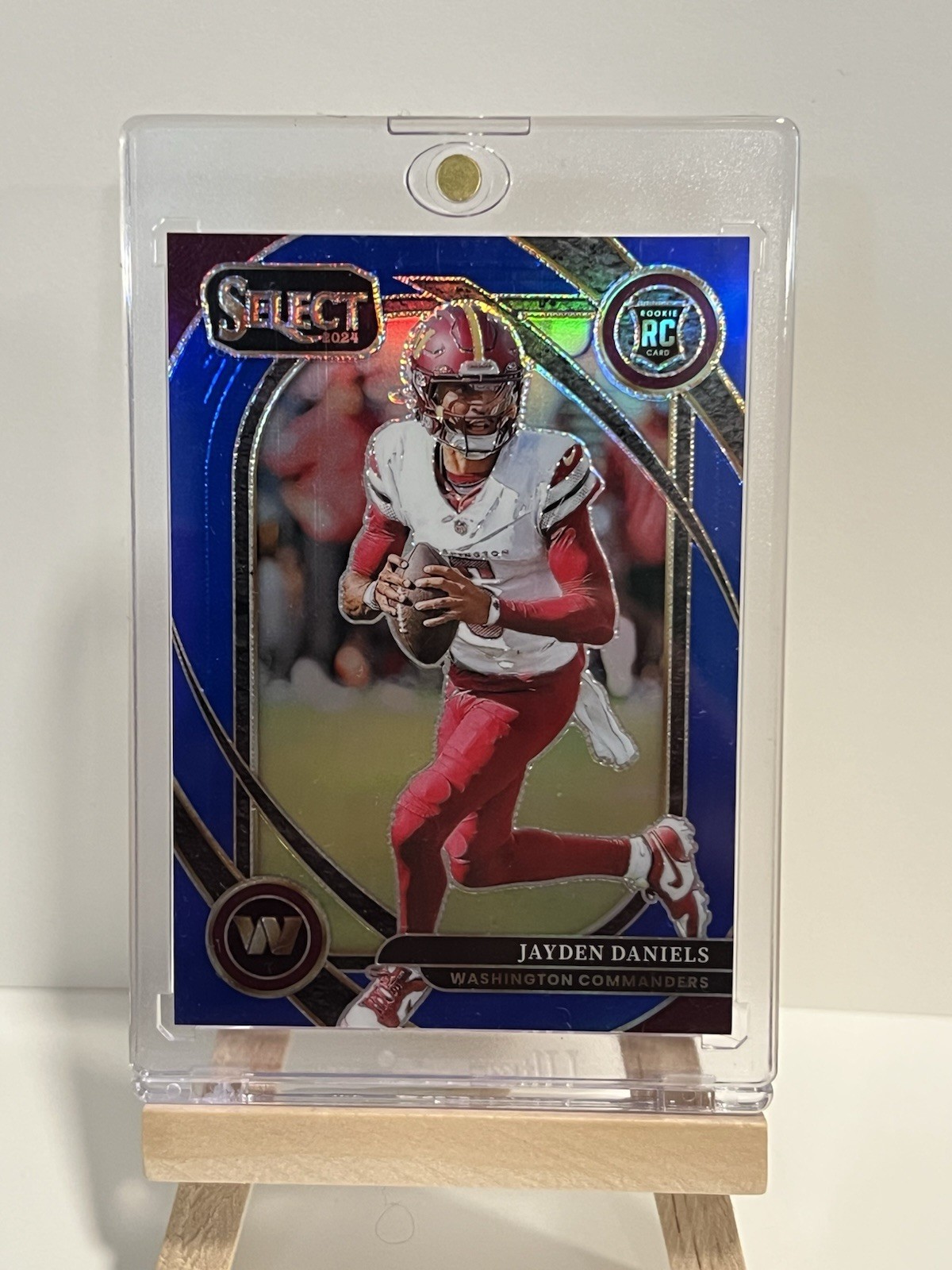 2024 Panini Select - Jayden Daniels Club Level Blue Prizm /99