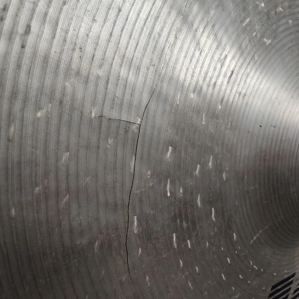Platillo de paseo mediano personalizado Zildjian **CRACKED** 20" K Foto 2 de 4