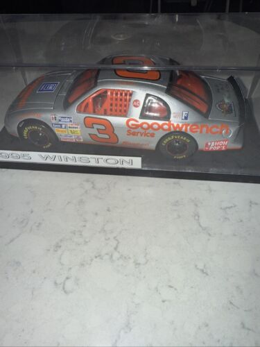 Dale Earnhardt 1995 Winston Select Silver #3 Goodwrench 1:24 No Box Display Case
