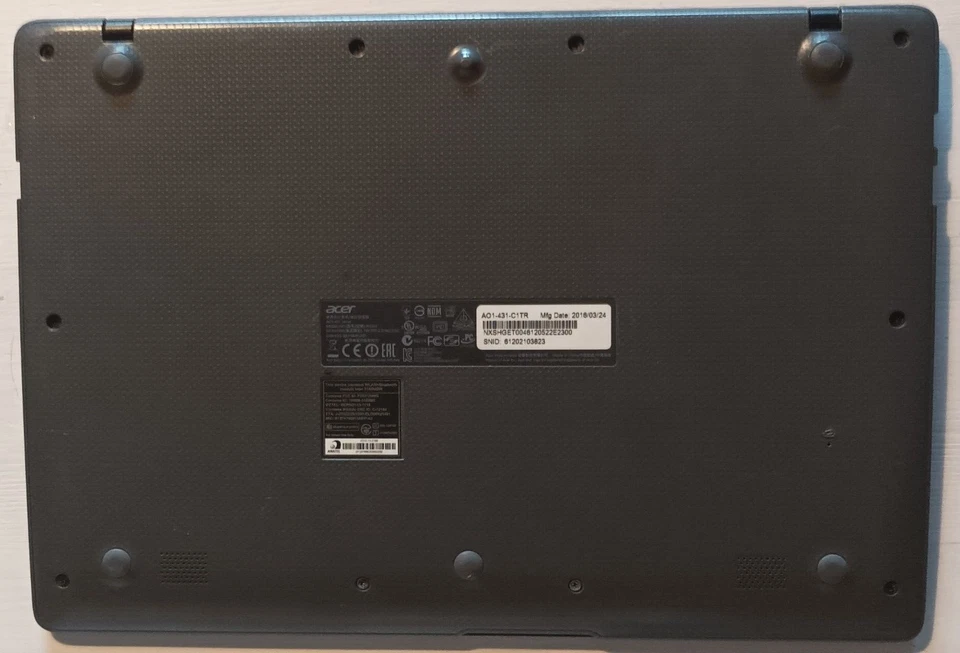 Notebook portatile Acer Aspire One Cloudbook 14" (32GB eMMC) Windows 10 22h2 - Immagine 3 di 4