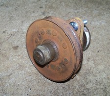John Deere 316 318 322 330 332 46 Deck OUTSIDE Spindle Pulley Assembly