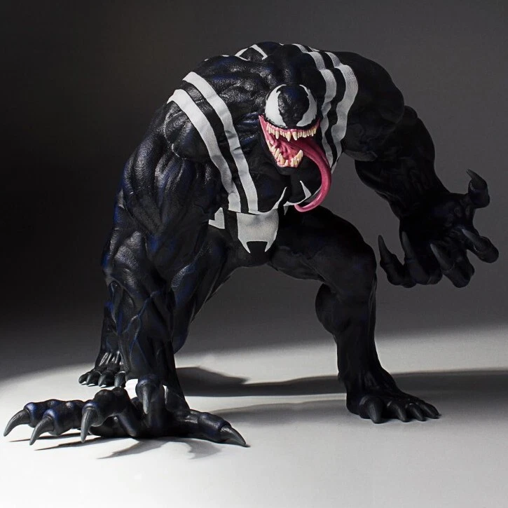 Estatua Gentle Giant Marvel Venom Collector's Gallery Nueva y En Stock Foto 2 de 4