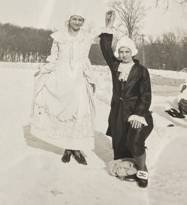 1920s Boy & Girl Smiling Posing Colonial Costumes Wigs Theatre Snow Photo P21b17