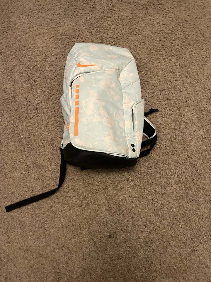 Cloud/white/yellow Nike Hoops Elite Bag starting at $200 + shipping - Image 4 of 4