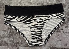 NWT VICTORIA'S SECRET XS BLACK WHITE ZEBRA STRIPE LACE RARE HIPHUGGER PANTIES