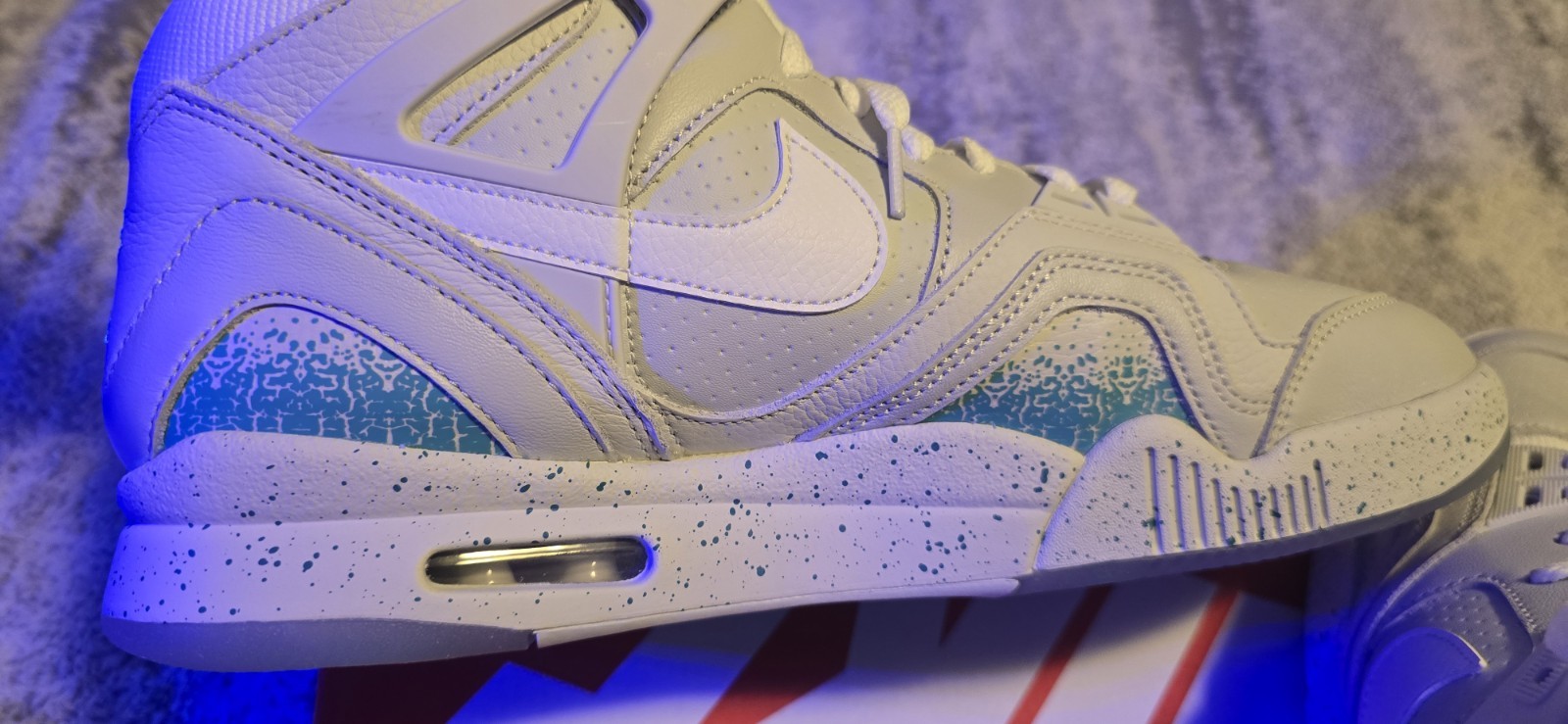 Nike Air Tech Challenge ii Back To The Us Open In Photon Dust/White ...