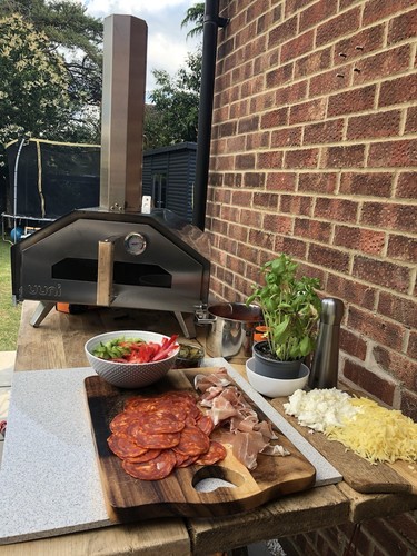 Ooni Pro 16 Pizza Oven - Picture 2 of 6