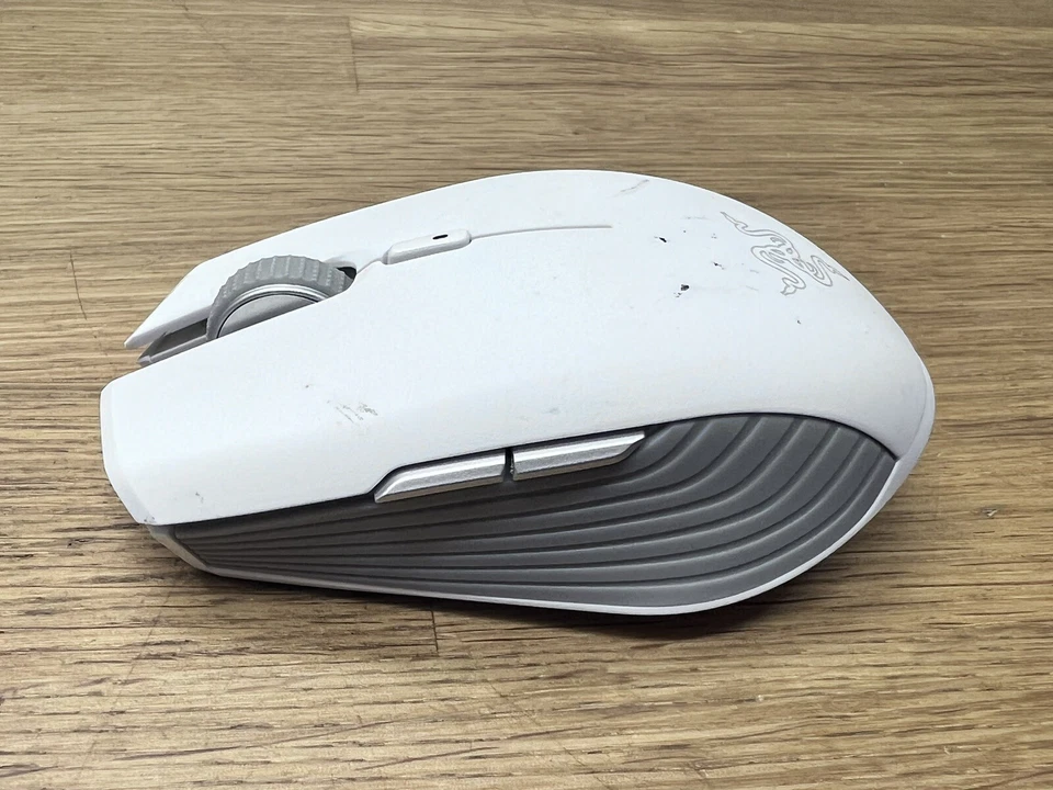 Razer Mercury ATHERIS Wireless Bluetooth Mouse 7200 DPI RC30-021702 W/Receiver - Image 3 of 4