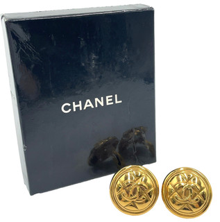 Orecchini autentici CHANEL Coco Mark rotondi Matelassé GD incisi 30 75 g con scatola V060447
