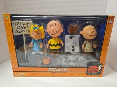 Charlie Brown Peanuts Its The Great Pumpkin Halloween Set Memory Lane 2003 7777