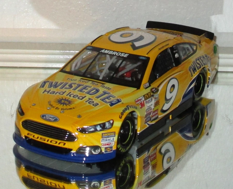 Muestra Marcos Ambrose #9 2014 Twisted Tea Muestra Coche Impresionante Raro Foto 2 de 4