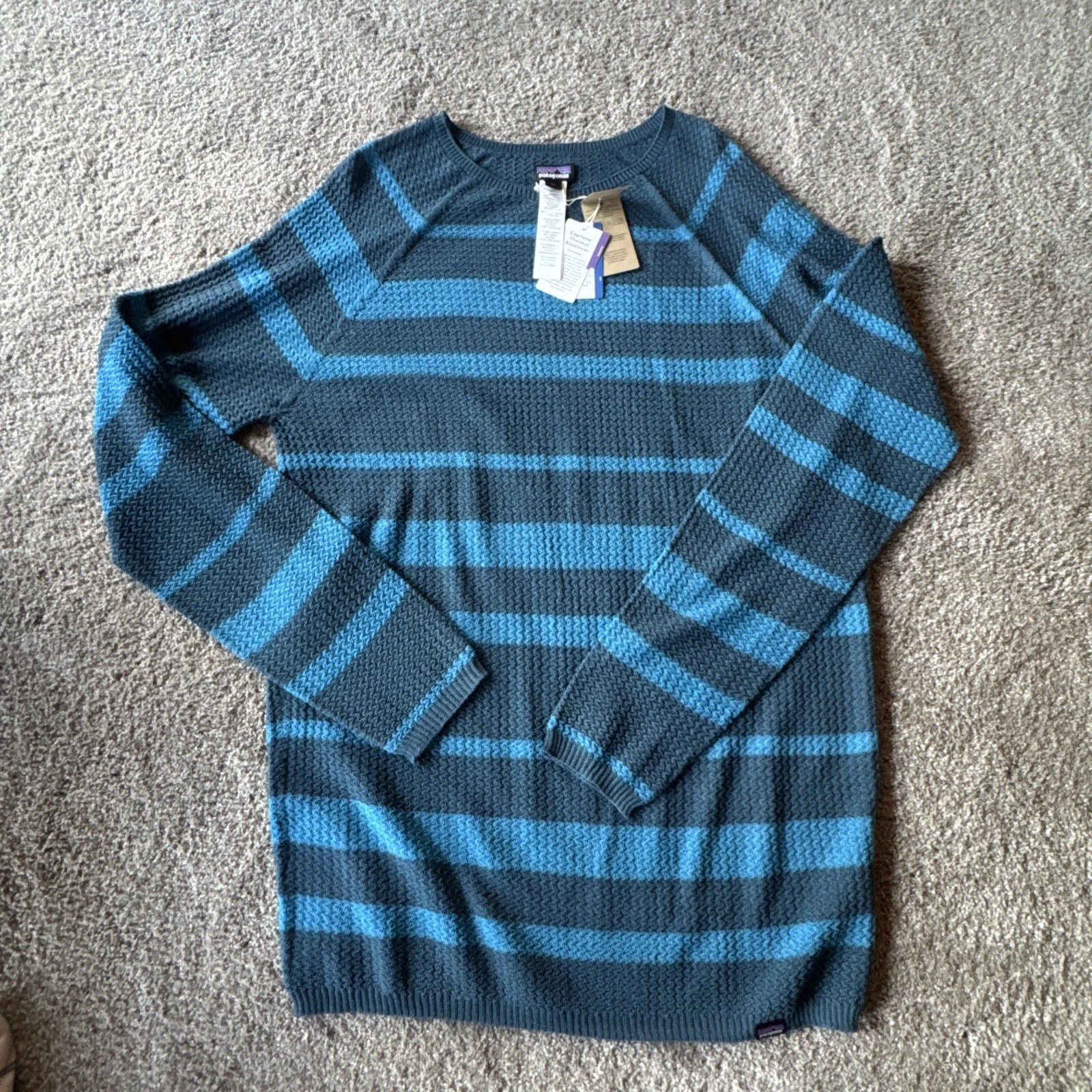 Patagonia Capilene® Air Crew Mens Size XL Blue Merino Wool Blend Base Layer NWT