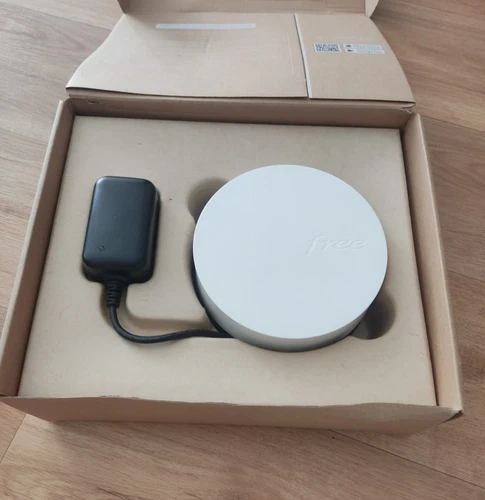 REPETEUR Free WIFI POP FREEBOX avec cable D'alimentation
