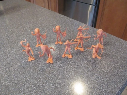9 VINTAGE WOOLWORTHS MARX/RUBENSTEIN PLAYSET INDIANS 54MM EARLY 80'S