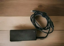 Replacement AC adapter . For Laptop .Output 19.5vdc /3.3 Amp