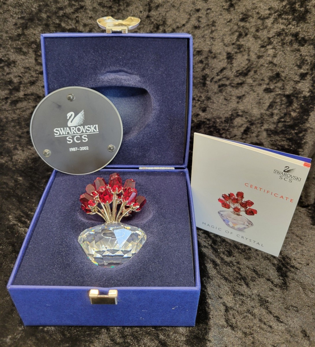 Swarovski Crystal * SCS 2002 15 Yr. Anniv. Edition - Vase of Red