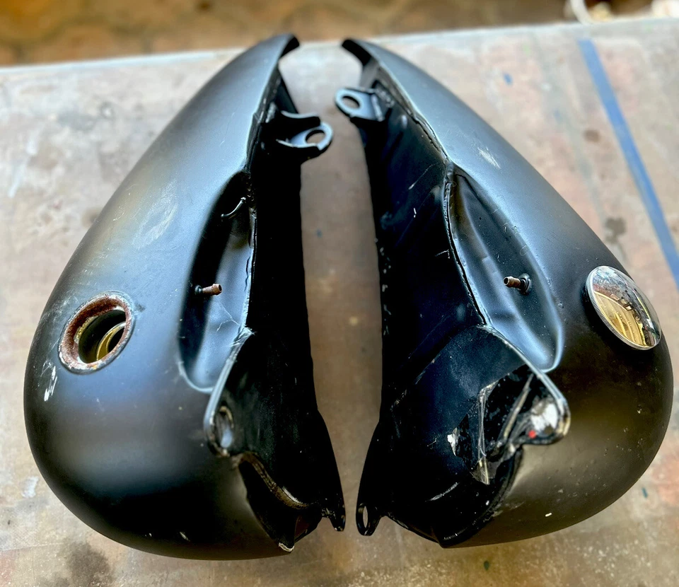 gilroy indian motorcycle OEM fuel tanks with custom paint - Изображение 2 из 4
