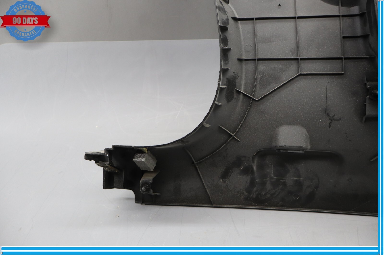 14-17 Maserati Ghibli Right B Pillar Lower Trim Cover Panel 06700204030 Oem