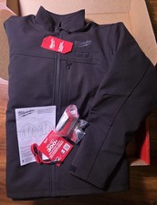 Milwaukee M102B-21M M12 12V Durable Li-Ion Heated AXIS Jacket, Medium