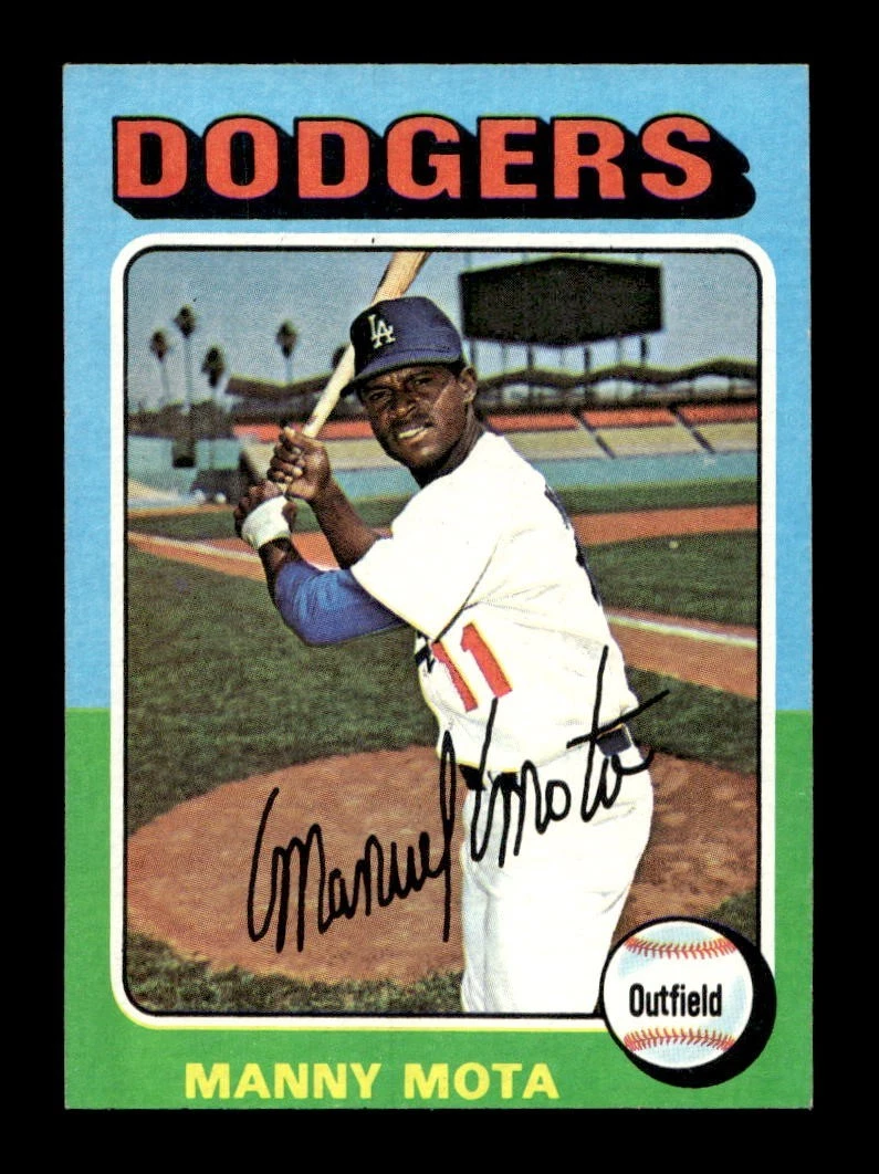 1975 Topps MINI #414 Manny Mota Dodgers NEAR MINT *2a