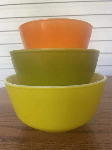 FIRE KING Anchor Hocking Set Of 3 Bowls Citrus Sunnyside 400 Line Orange Green
