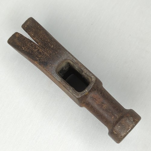 Vintage Straight Claw Hammer Head - Picture 3 of 9