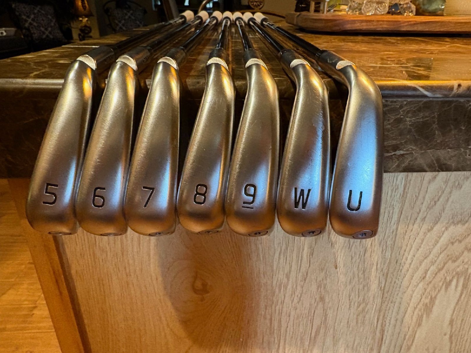 Ping i530 iron 5-UW (7 clubs) Recoil Dart F3 75 R flex shafts. New Grips