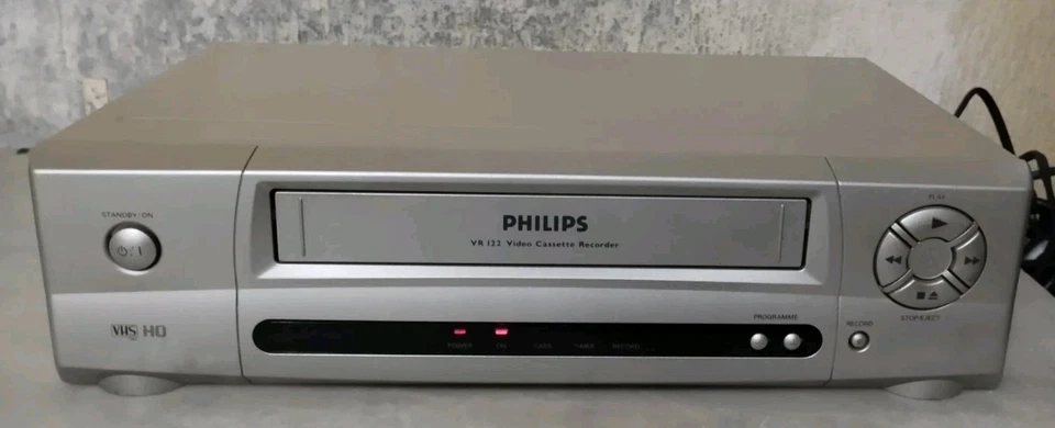 PHILIPS VR122 VIDEOREGISTRATORE VHS 4  TESTINE  - Immagine 2 di 4