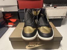 Air Jordan 1 Retro High OG Black And Gold