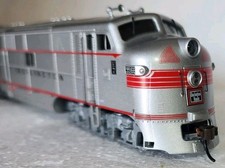 Bachmann Ho 66603 EMD E7 CB&Q Burlington DCC/sound