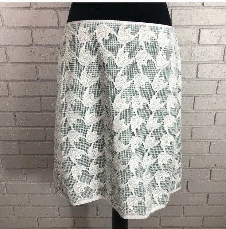 Tory Burch Pierce Embroidered Skirt - White and Green Overlay Skirt Size 10 thumbnail 9