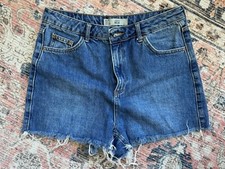 Topshop Moto Cutoff Mom Jean Shorts Womens Size 8 High Rise Medium Wash