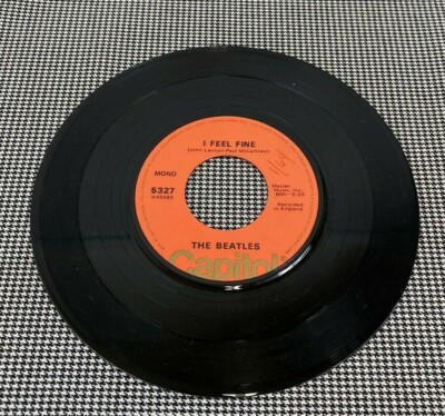 THE BEATLES - I FEEL FINE - 1976 RE, 7'' SINGLE VINYL (TY-559)