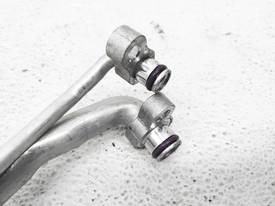 Conjunto de tubo de aire acondicionado Mercedes-Benz Cla250 2014-2019 246-830-26-15 Foto 2 de 4