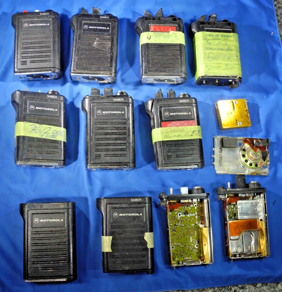 HUGE LOT Vintage Motorola Saber Handle-Talkie FM Radios (PARTS/FIX)