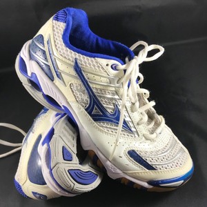 mizuno wave lightning 8