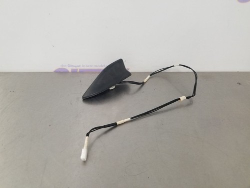 16 TOYOTA TACOMA SR5 ANTENNA SHARK FIN ROOF MOUNTED BLACK SEE IMAGES OEM