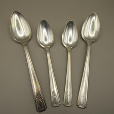 RARE PATTERN! Set 2 Tea Spoon & 2 Dessert Spoon Vtg Monarch Plate Silverplate