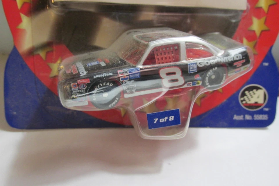 CÍRCULO DE GANADORES Dale Earnhardt 1/64 1986 #8 GM GOODWRENCH NOVA 7 de 8 Foto 2 de 3