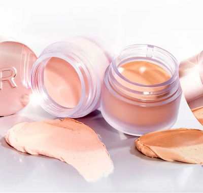 REVOLUTION Magic Eye Bright Under Eye Corrector - Magic Full Coverage Concealer