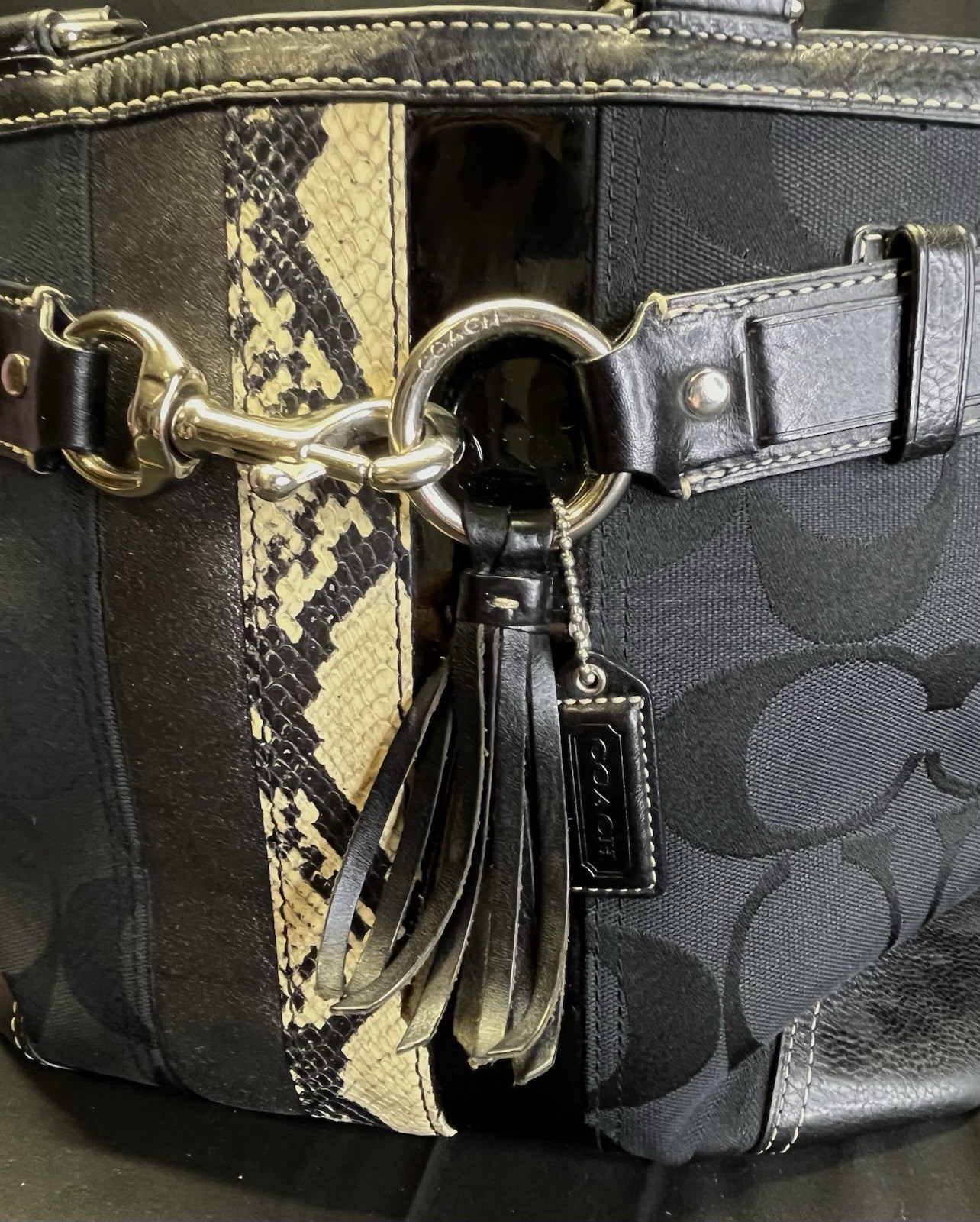 Coach Large Signature Hampton Python Print Hook &… - image 7