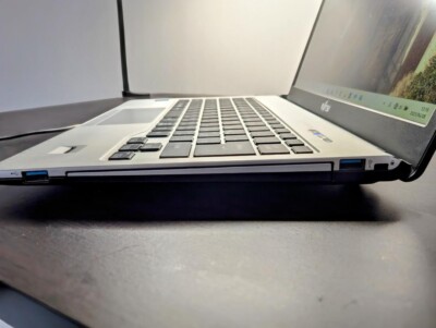 Fujitsu Lifebook S936/M Intel Core i5-6300U 2.40GHz SSD