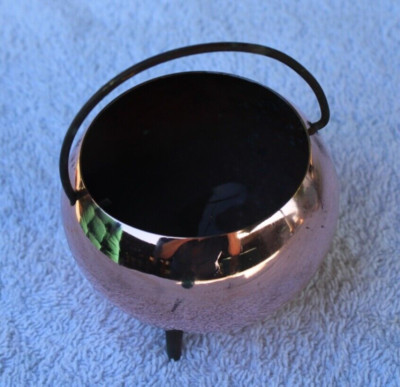 Small Vintage Copper Pot Or Small Kettle Footed With Handle