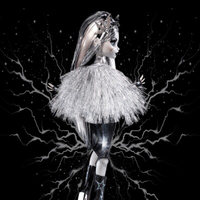 新品未開封● Voltageous Frankie stein Doll Monster High Power Ghouls [Voltageous Frankie Stein] : Amazon.ca: Home