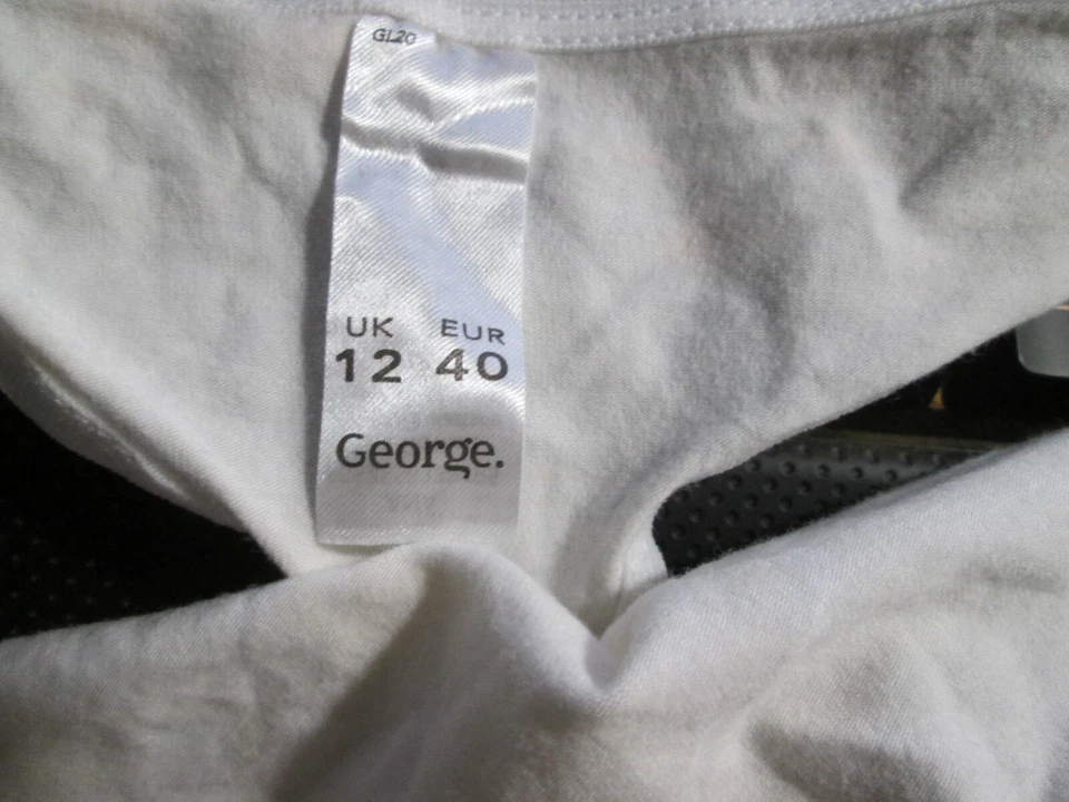 Nuevas 3 Tangas Marca George💘 Talla Mediana Cómodas Suaves 95% Algodón Wt, Aqua&Amarillo Foto 4 de 4