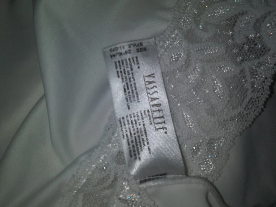 Antigo Chinelo de Casamento de Seda Meio Deslizamento de Renda Pin Up Fenda Chantilly Renda Cintura Deslizamento - Imagem 2 de 4