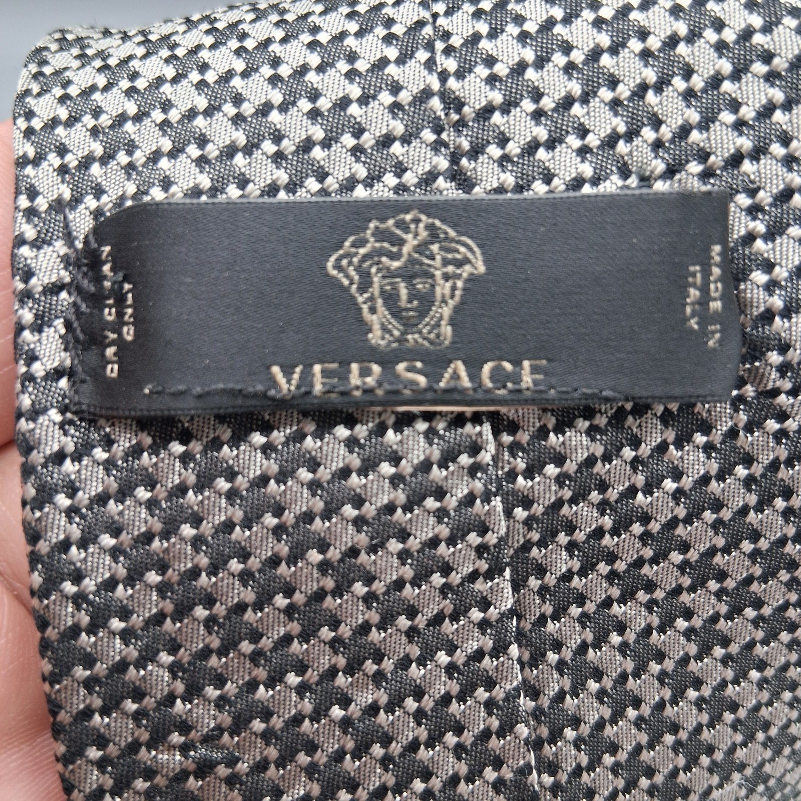 Gianni Versace Gray Black Design Pattern Silk Men… - image 6