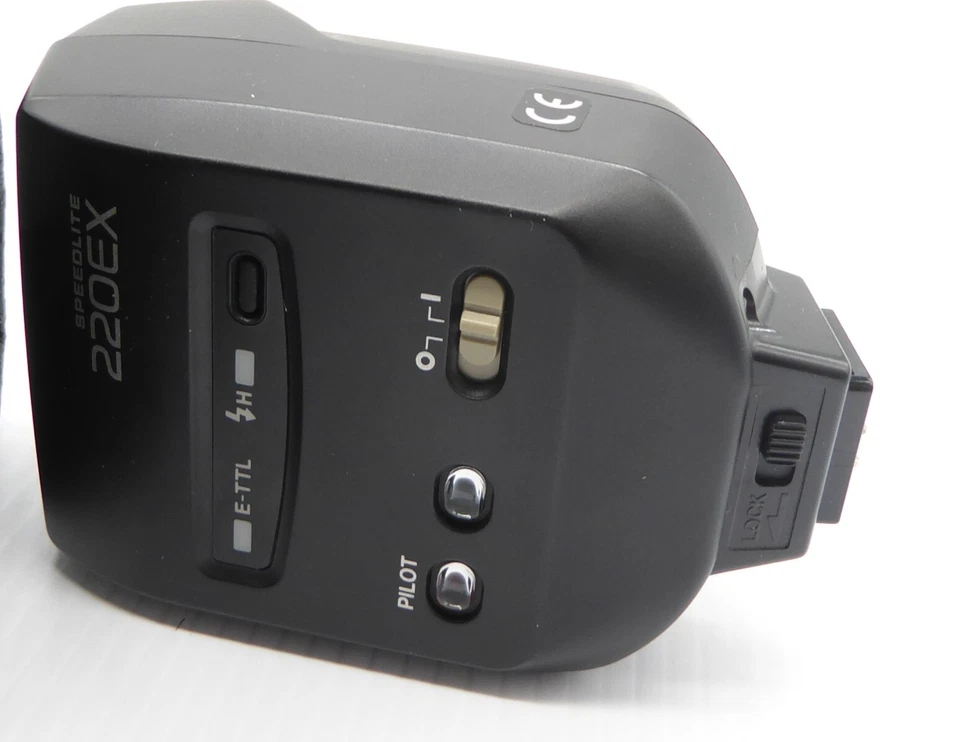 MINT Canon SPEEDLITE 220EX Shoe Mount Flash E-TTL for Canon EOS & GX models. s/p - Image 4 of 4