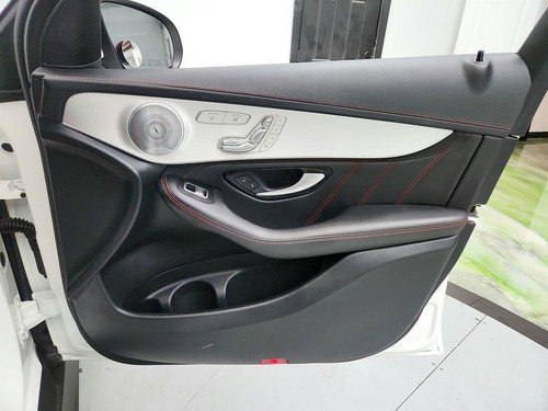 2019 Mercedes-Benz GLC AMG GLC63 - Picture 30 of 40